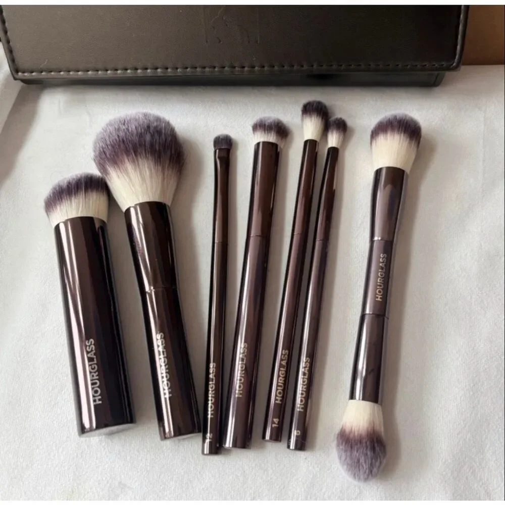 New Hourglass Professional Makeup Brush Set 7Pc With Case